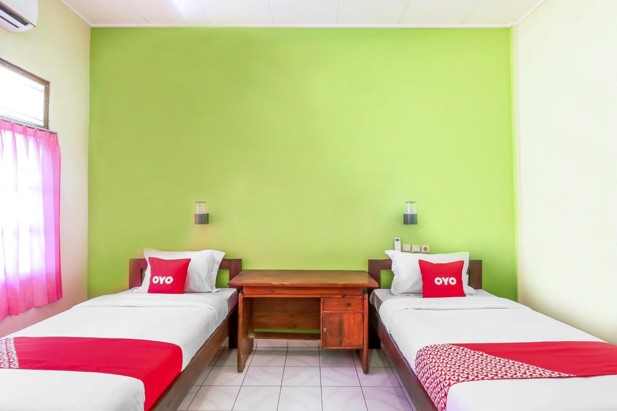 Oyo 2184 Nan Berlian Inn Legian Buitenkant foto