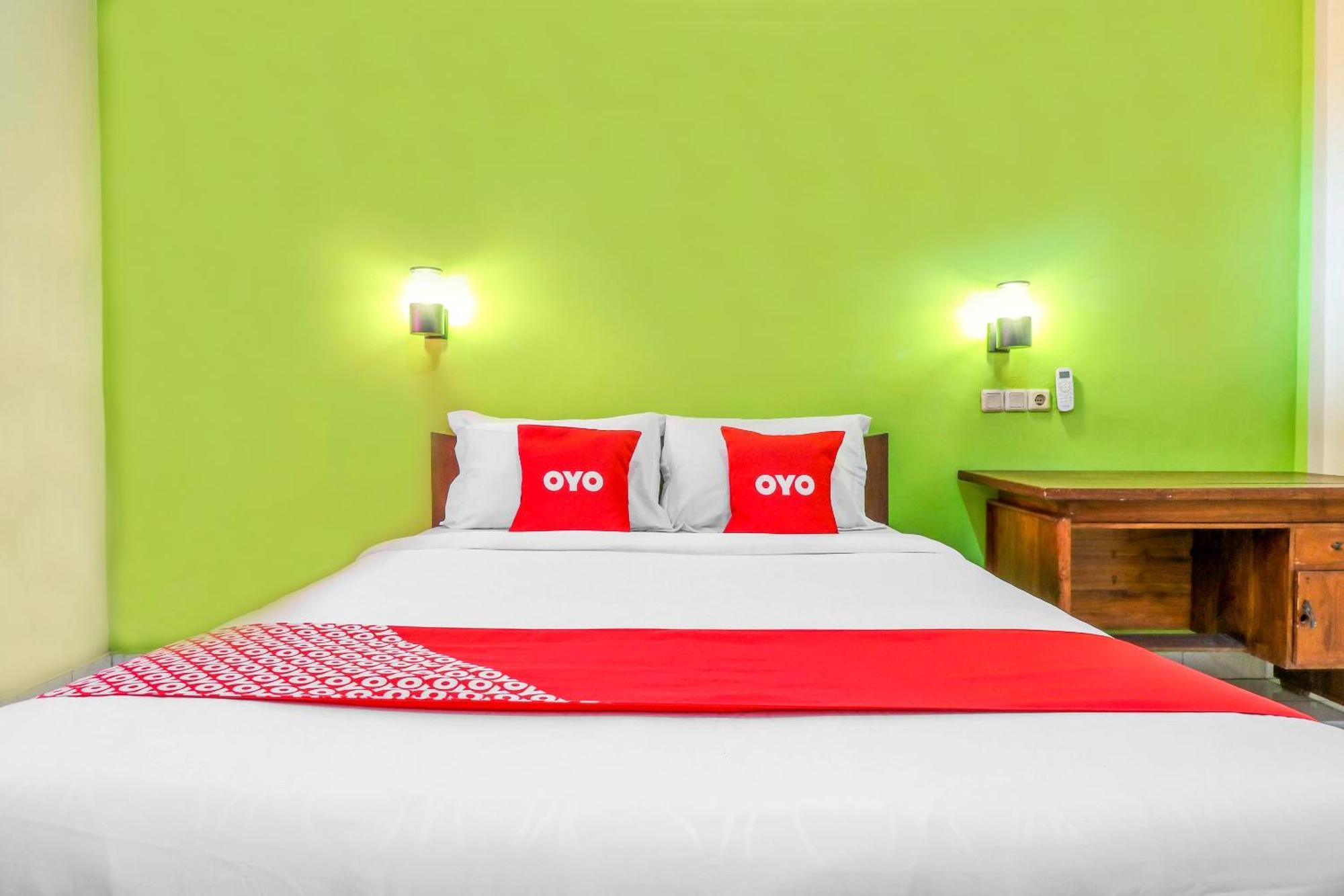 Oyo 2184 Nan Berlian Inn Legian Buitenkant foto