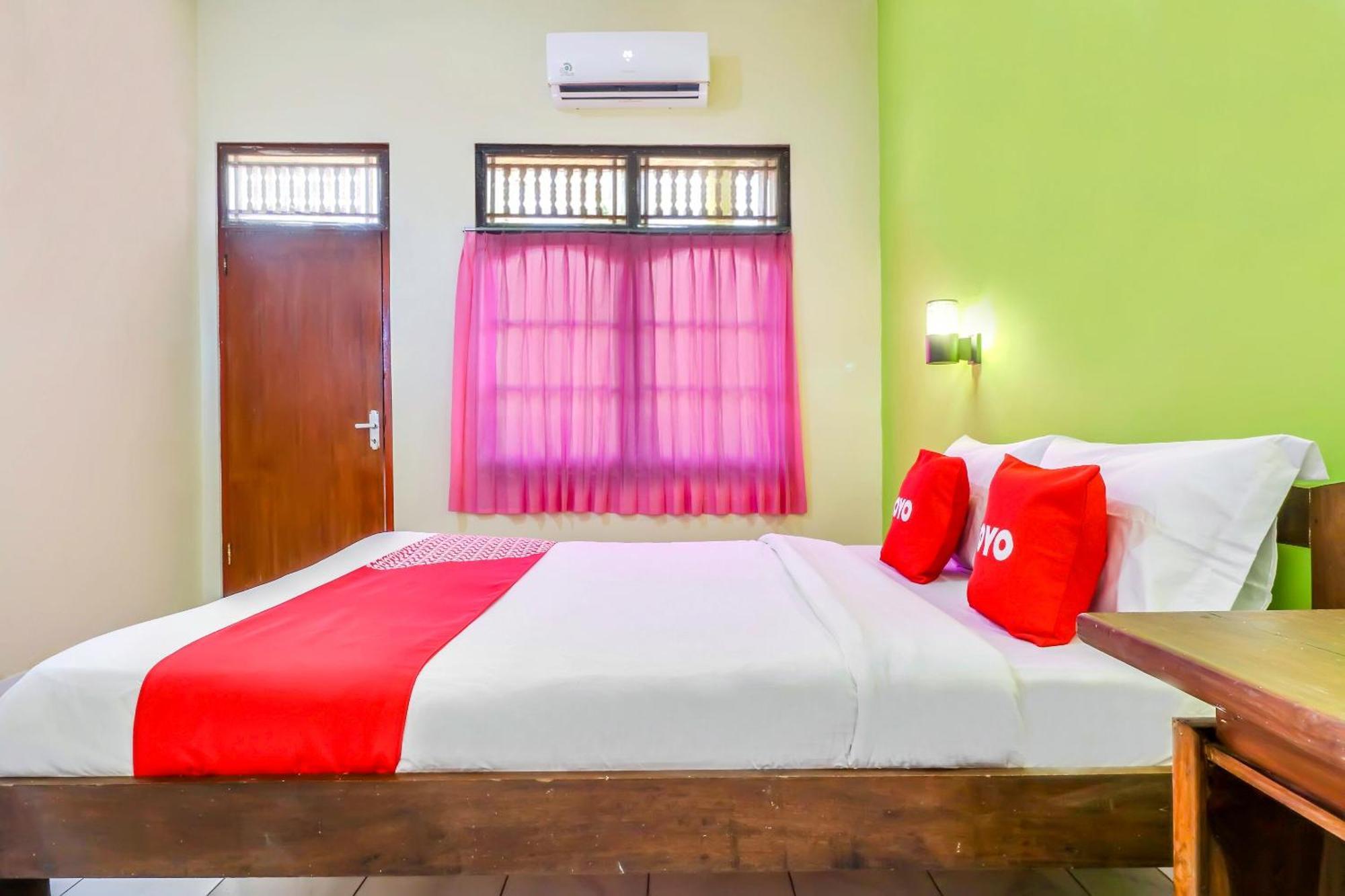 Oyo 2184 Nan Berlian Inn Legian Buitenkant foto
