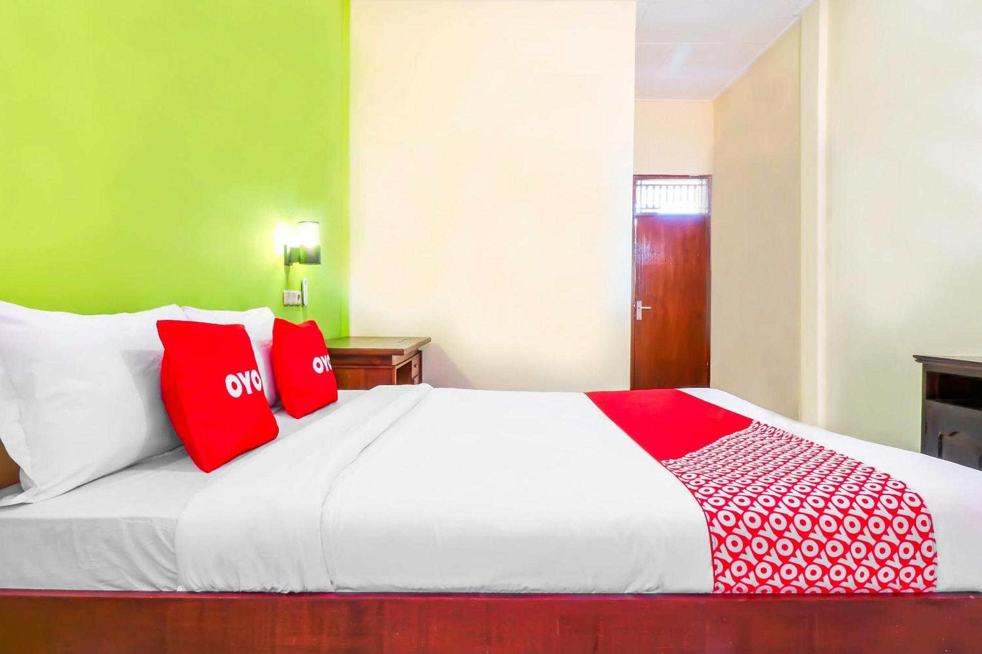 Oyo 2184 Nan Berlian Inn Legian Buitenkant foto
